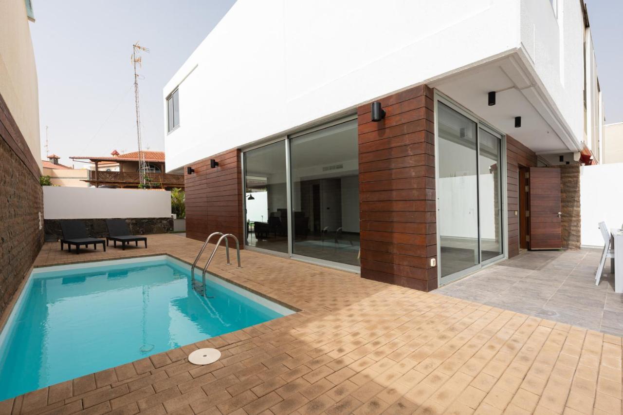 Modern 2Br House - Private Pool - Parking Villa ซานบาร์โตโลเม ภายนอก รูปภาพ