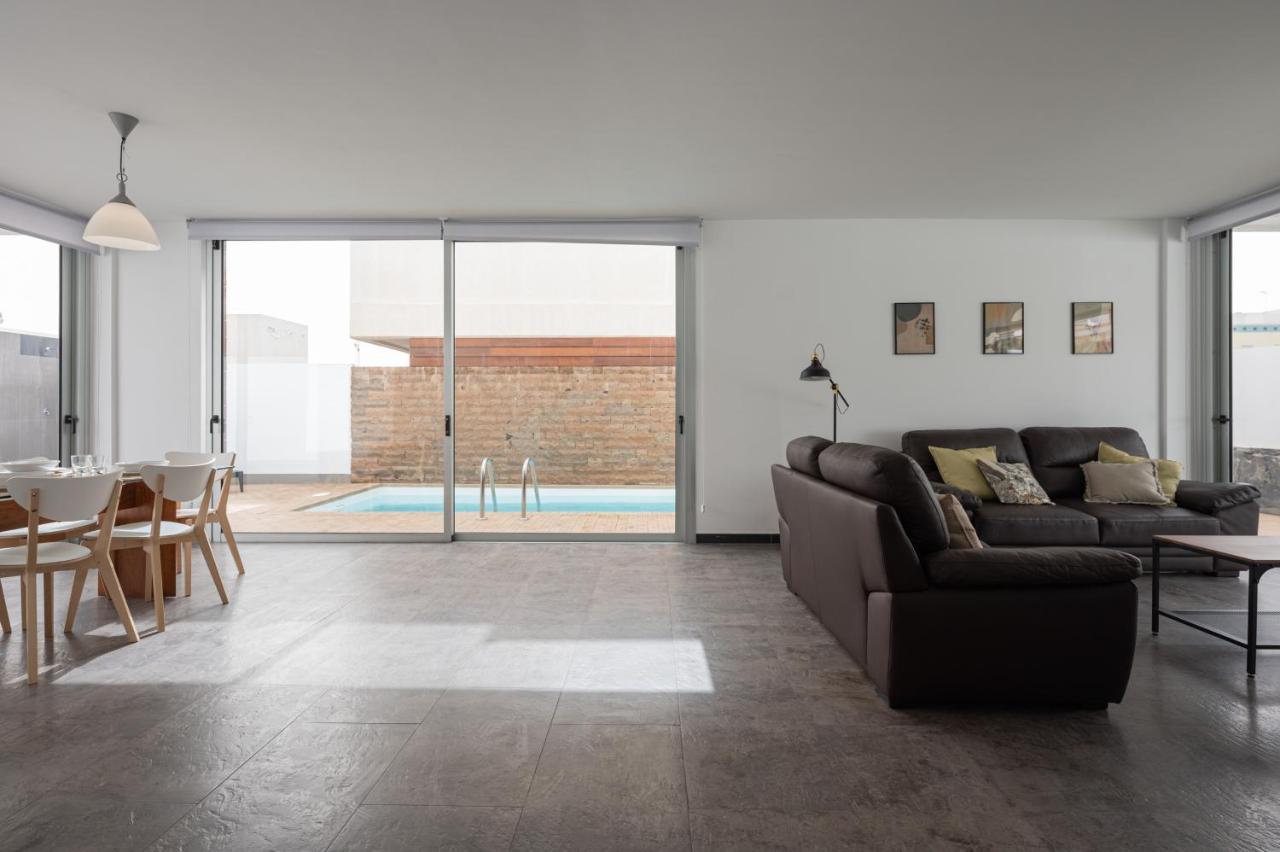 Modern 2Br House - Private Pool - Parking Villa ซานบาร์โตโลเม ภายนอก รูปภาพ